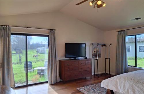 Graton House | Green Valley, Sonoma County Vacation Rental at a Working Winery