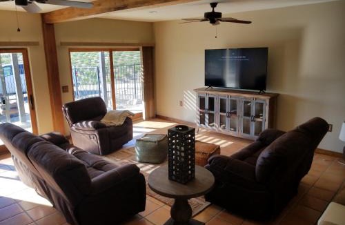 Paso Robles Villa | Hacienda De Suenos