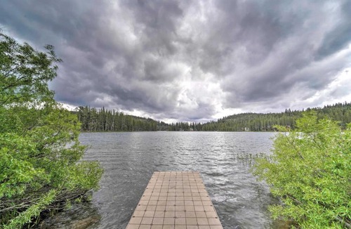 Soda Springs House | Half-Mi to Trails: Rustic Soda Springs Cabin!