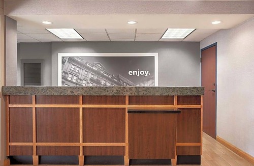 Encanto Hotel | Hampton Inn Phoenix-Midtown-Dwtn Area, AZ
