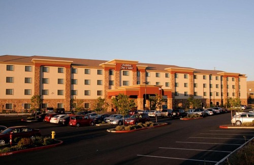 Folsom Hotel | Hampton Inn & Suites Folsom