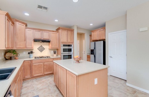 Stetson Hills State House | Happy Valley Oasis