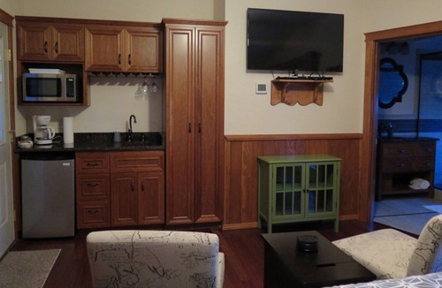 Klamath Falls Cabin | Harriman Springs Resort Cabin 3 - Cabins with a View
