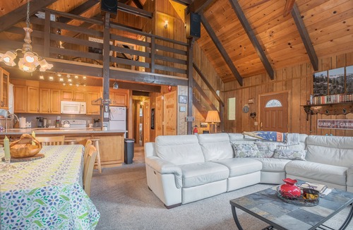 Dorrington Cabin | Haslemann's Retreat ~ Mountain Escape!