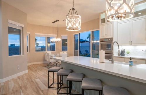 Lake Havasu City House | Havasu Modern Escape: Luxury Pool/Spa + RV Garage
