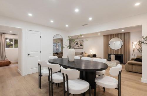 South of Conant House | Heated Pool - 20 Minutes to Disney - Games - Parking