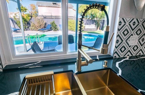 Chinatown Bed & Breakfast | Heated Pool for a fee, 5 Bedroom, Wifi, Near Strip 2 Story Home