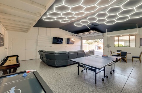Tempe House | Heated Pool, Game Room: Family Home in Tempe!