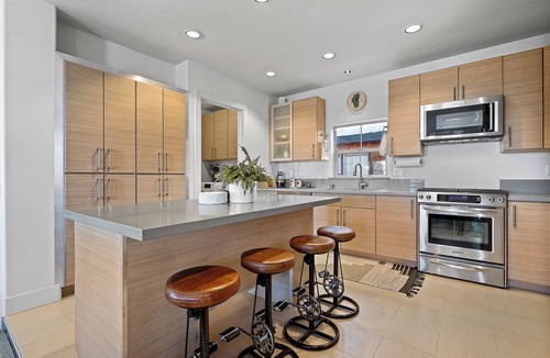 Al Tahoe House | Heavenly Lakeview - Modern Tahoe Escape