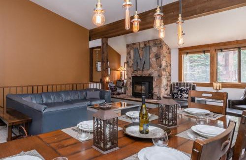 Mammoth Lakes House | Helios 11N