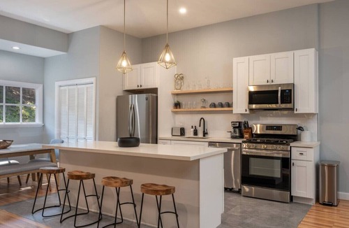 Mount Helix House | Helix castle Luxury Getaway | Game Room | Hot Tubs