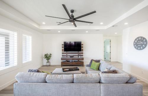 St. George House | Hideaway On The 2nd Green