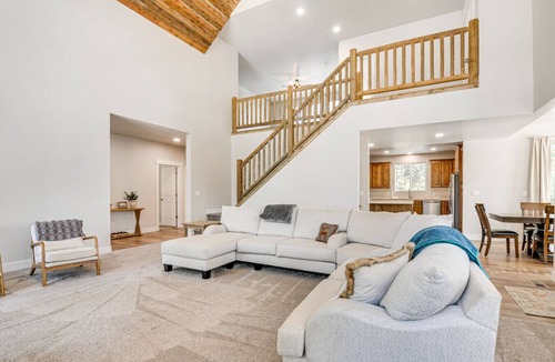 Meadow View Heights Cabin | High Country Hideaway