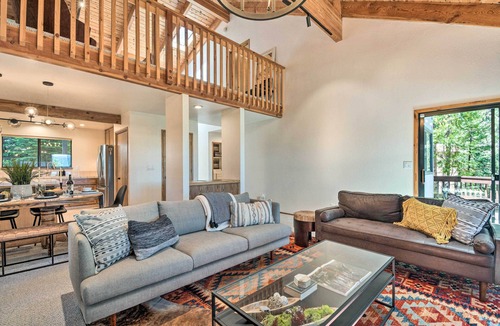 Arnold Cottage | Hike, Fish, & Relax: Family Arnold Cabin