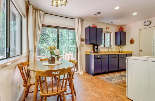 Alta Cottage | Hike & Ski! Cabin 20 Mi to Soda Springs Mtn Resort