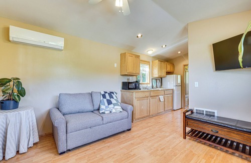 Medford House | Hiking Trail On-Site: Mtn-View Eagle Point Retreat