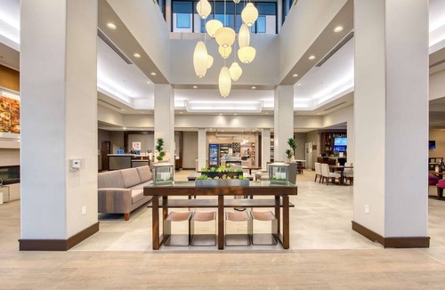 Irvine Business Complex Hotel | Hilton Garden Inn Irvine/Orange County Airport
