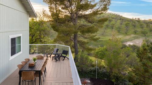 Paso Robles House | Hilltop by AvantStay Countryside Escape w Views