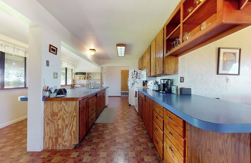 Yolo County House | Hilltop Sierra-View Home: Ranchito Retreat w/Pool