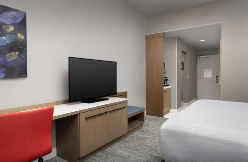 San Jose Hotel | Hilton Garden Inn San Jose Airport