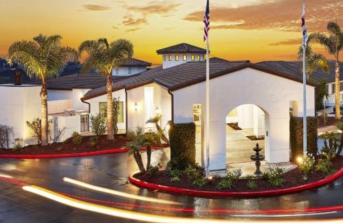 Pismo Beach Hotel | Hilton Garden Inn San Luis Obispo/Pismo Beach
