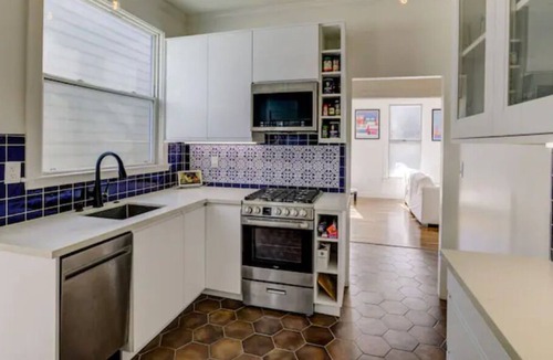 Mission District Apartment | Historic Modern Apartment in Sunny Mission