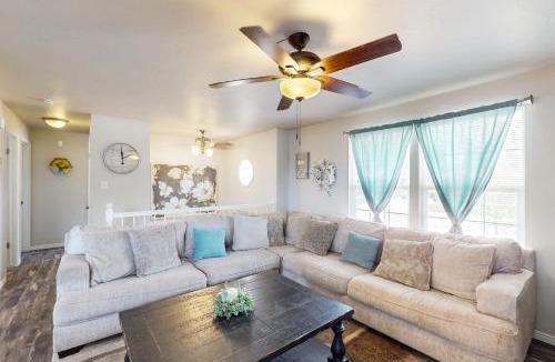 Parowan House | History, Hikes & Cozy Nights: Parowan Gem w/Deck!