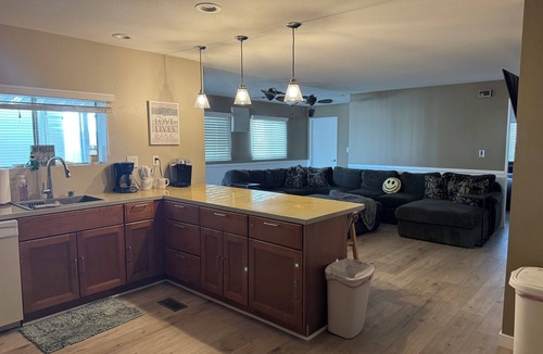 Havasu Lake House | Hit the Trail or Lake: Spacious 4BR/2BA Retreat with Pool Table & Large Bar Area