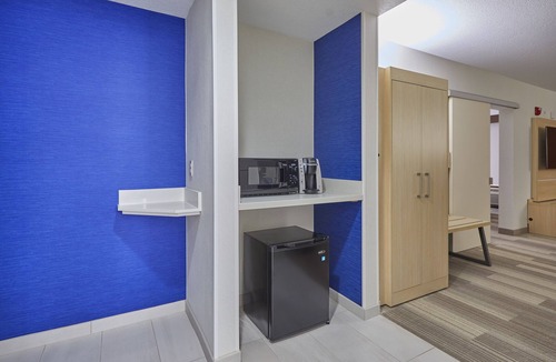 Springfield Hotel | Holiday Inn Express Eugene - Springfield by IHG