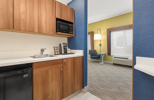 North Natomas Hotel | Holiday Inn Express Hotel Sacramento Airport Natomas by IHG