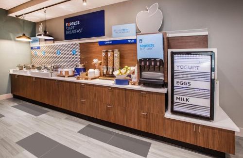 Altamont Hotel | Holiday Inn Express & Suites Klamath Falls Central by IHG