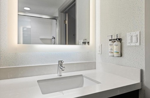 Sunnyvale West Hotel | Holiday Inn Express - Sunnyvale - Silicon Valley by IHG