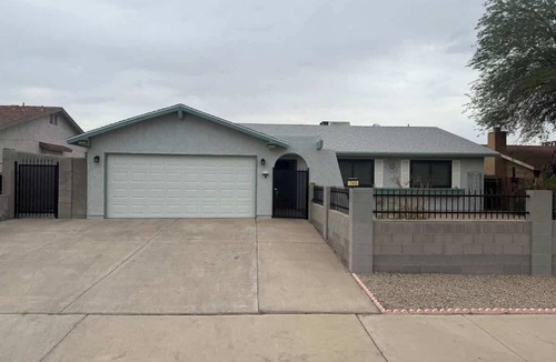 Highland Hills House | Home away from home S