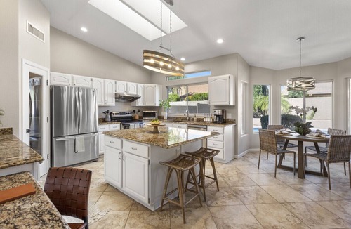 Paradise Park Vista House | Home In One in Scottsdale near Golf and Shopping