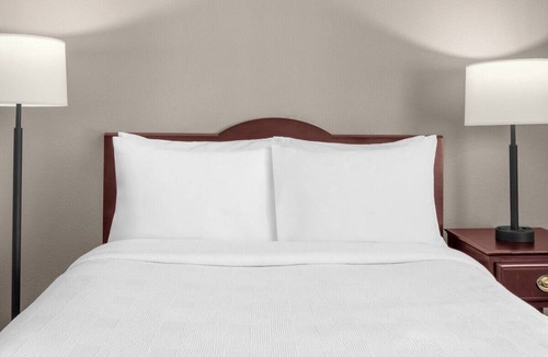 Milpitas Hotel | Home-like Suite w/Fully Equipped Kitchen w/free breakfast