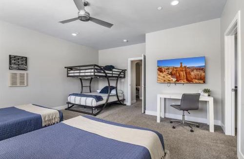 Hurricane Apartment | Home Near Zion with Private Pool & Waterpark Access