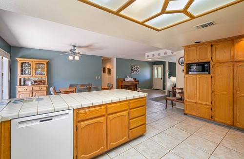 Atascadero House | Home Sweet Home-Your Wine Country Home Away from Home!