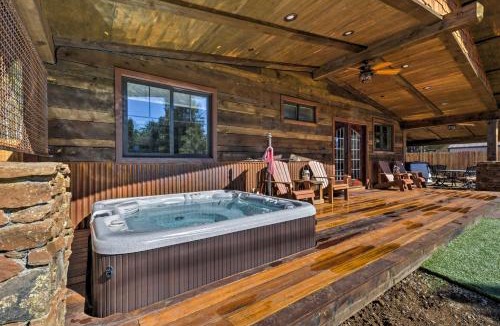 Mountainaire House | Home w/Jacuzzi: 10 Mi to NAU & Flagstaff!