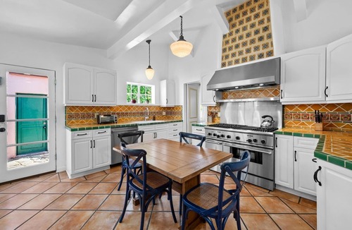 Old Las Palmas House | Home with Pool Table, and Saltwater Pool! Walk to Downtown!