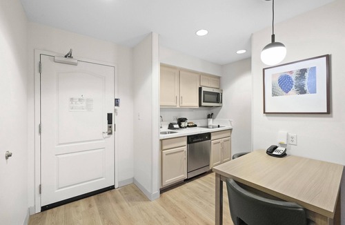 Lancaster Hotel | Homewood Suites by Hilton Lancaster