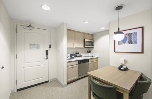 Lancaster Hotel | Homewood Suites by Hilton Lancaster