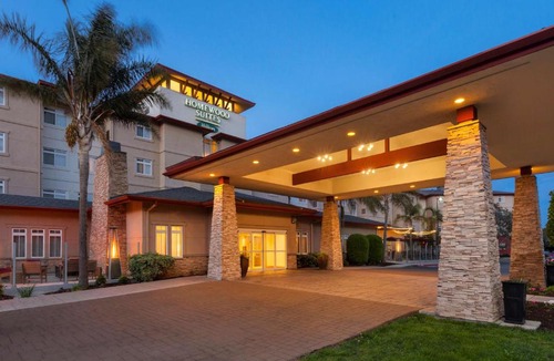 Brisbane Hotel | Homewood Suites by Hilton San Francisco Airport North California