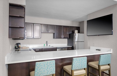 South Mountain Hotel | Homewood Suites by Hilton Phoenix Airport South
