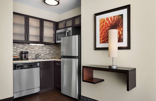 Cathedral City Hotel | Homewood Suites by Hilton Cathedral City Palm Springs