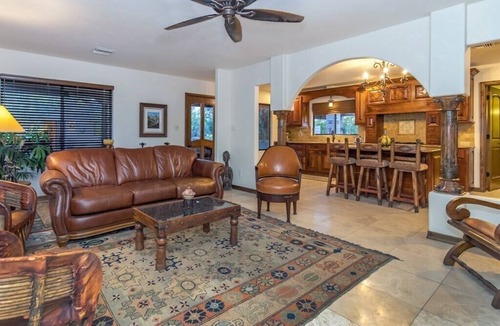 Casas Adobes House | Hopdown, Southwest Design in Horse country w/guests house and pool