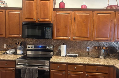 Wittmann House | Horse Property 3-Bed plus office, 2 bath house, pool and spa