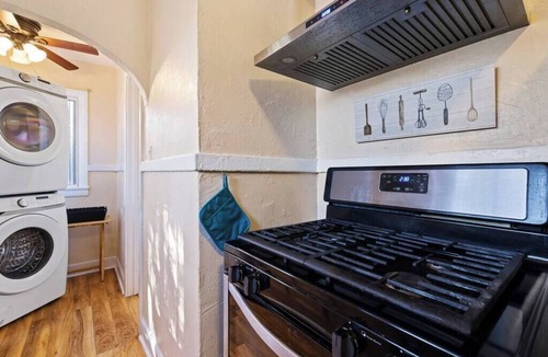 Garfield House | HOT Summer Deals Cute Clean Quiet Dog Friendly