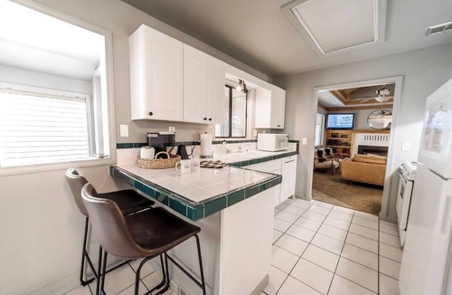 Tahoe Village House | Hot tub, fire pit, 6 min to beach & ski, sleeps 6