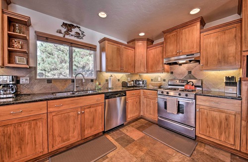 Castle Glen Estates Cottage | Hot Tub, Game Room & 2 Decks: Luxe Big Bear Home