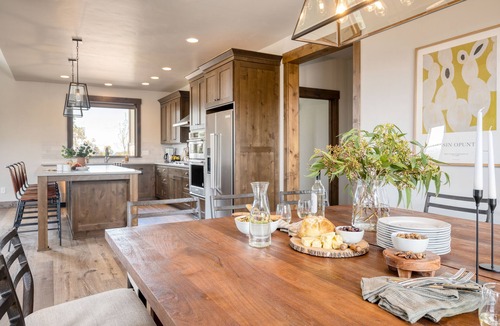 Powell Butte House | Hot Tub & Golf Access Nearby | Starview at Brasada Ranch Resort by AvantStay